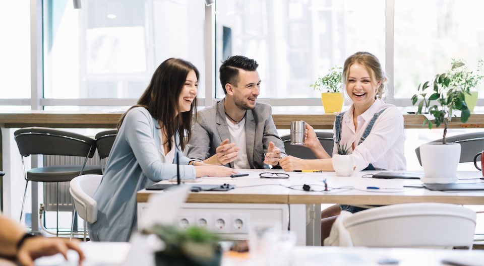 15 Cara Efektif Untuk Mengusir Rasa Bosan Di Kantor 15 Cara Efektif Untuk Mengusir Rasa Bosan Di Kantor