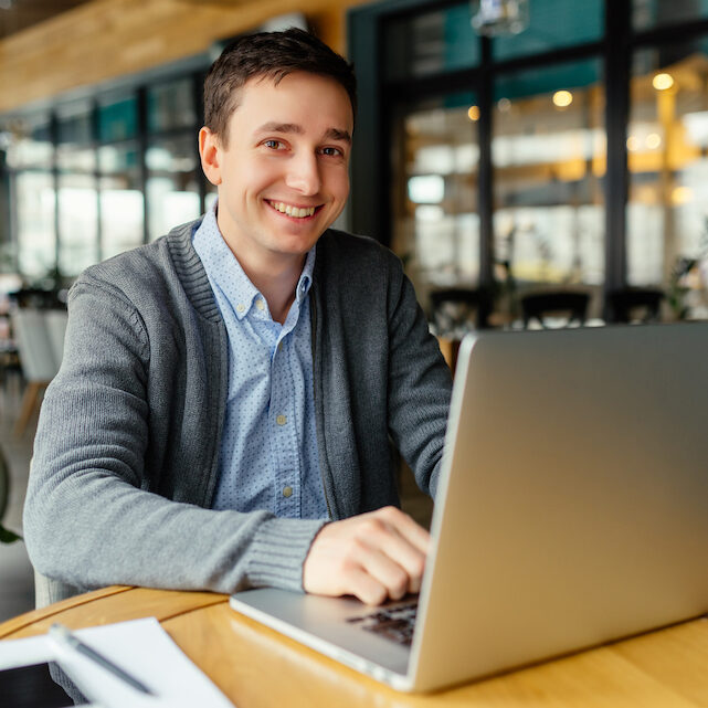 Pekerjaan freelance untuk yang berkeluarga