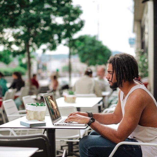 10 Fasilitas Meeting Room Yang Diperlukan Setiap Penyelenggara 2