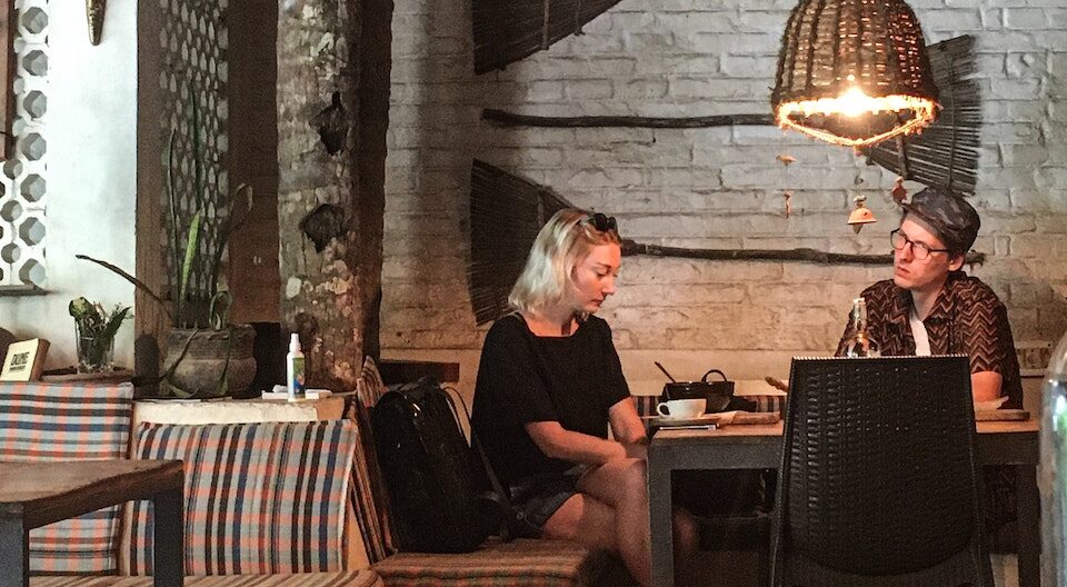 10 Fasilitas Meeting Room Yang Diperlukan Setiap Penyelenggara 4