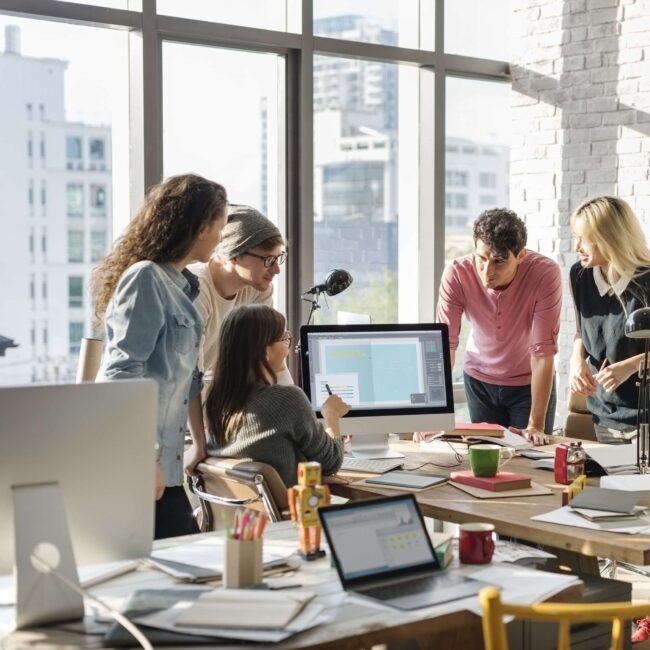 If You Want to Make 6 Figures, Apply to One of These Companies Right Now Virtual Office